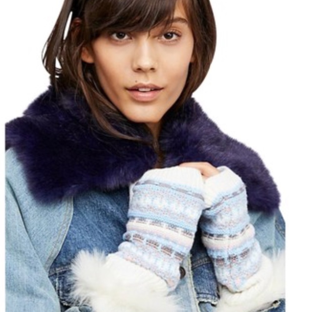 2/$50 Free People Melt My Heart Arm Warmers New